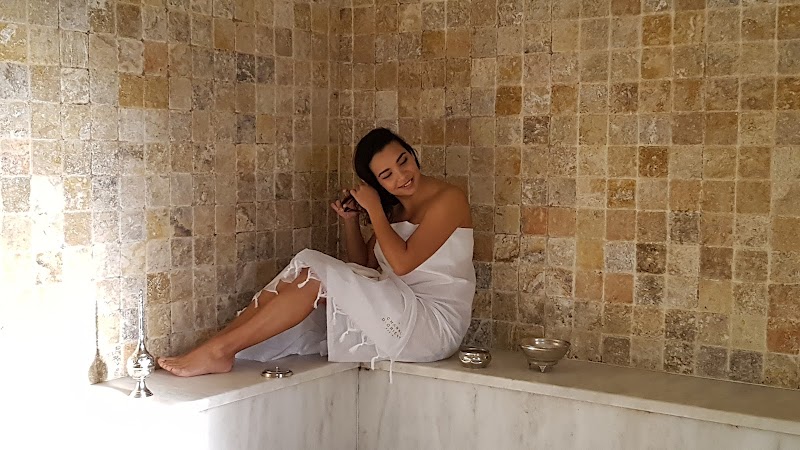 Anamae Spa — masseur à Arles