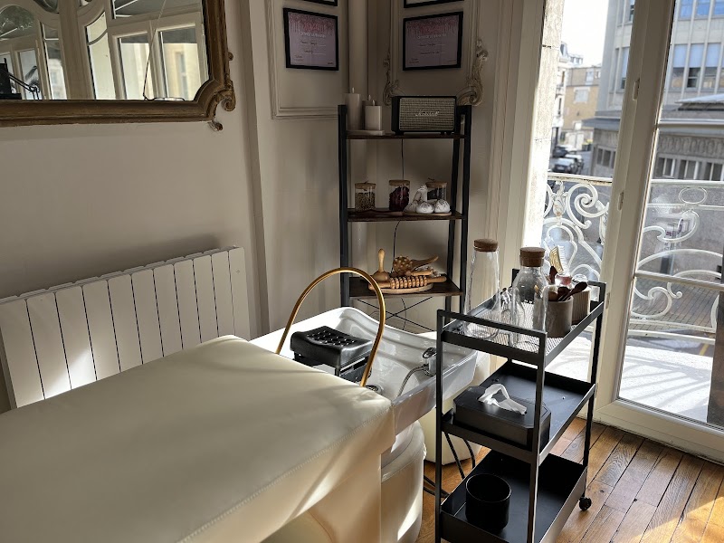 Bulle de Soie head spa holistique reims — masseur à Reims