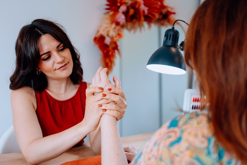Conseils et beauté by Julie — masseur à Mérignac