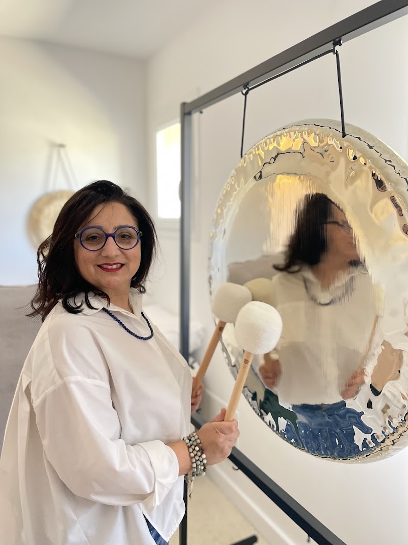 Elisabeth Gomes Collignon Reflexologie RNCP - Magnetisme - Sonotherapie - ThetaHealing Lecture Akashique Six Fours Les Plages — masseur à La Seyne-sur-Mer