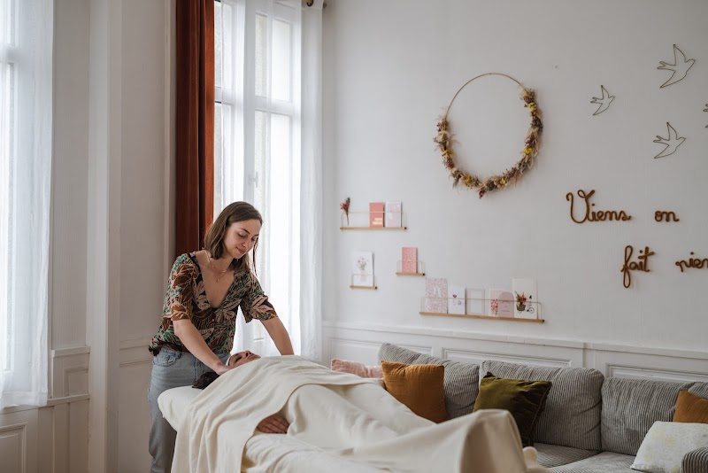 Eva Lefevre - Drainage Lymphatique à Cherbourg-en-Cotentin - Méthode Renata França — masseur à Cherbourg-en-Cotentin