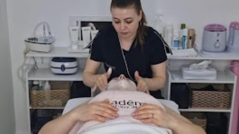 Institut de Beauté A & C — masseur à Sarcelles