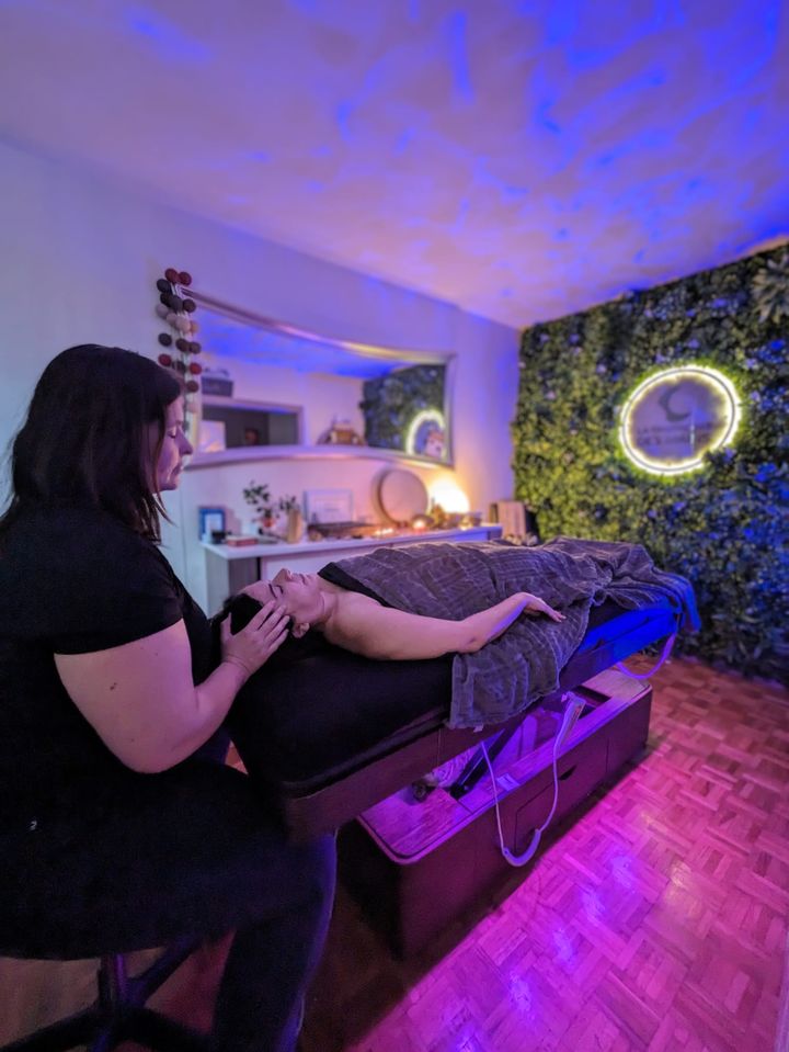 La symphonie des mains - Massages Energétiques et Head Spa — masseur à Antony