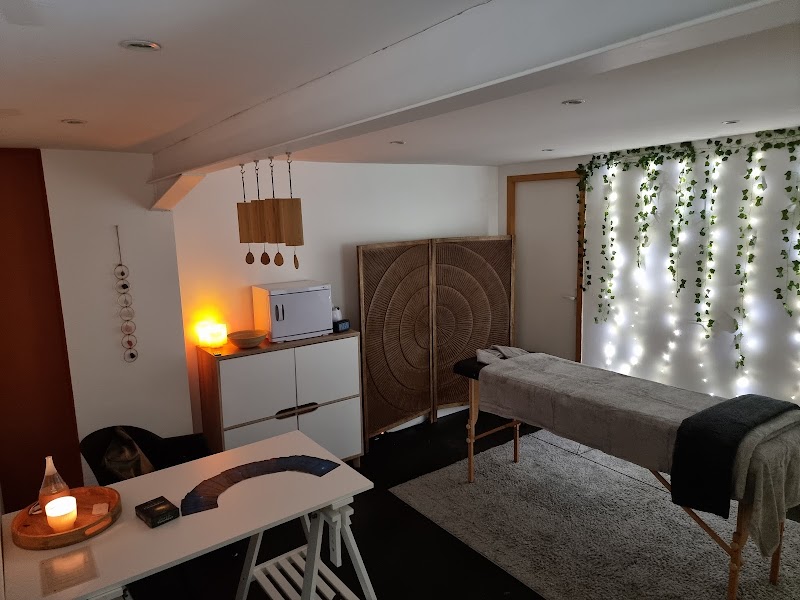 L’Aura Sacrée | Massage — masseur à Bayonne