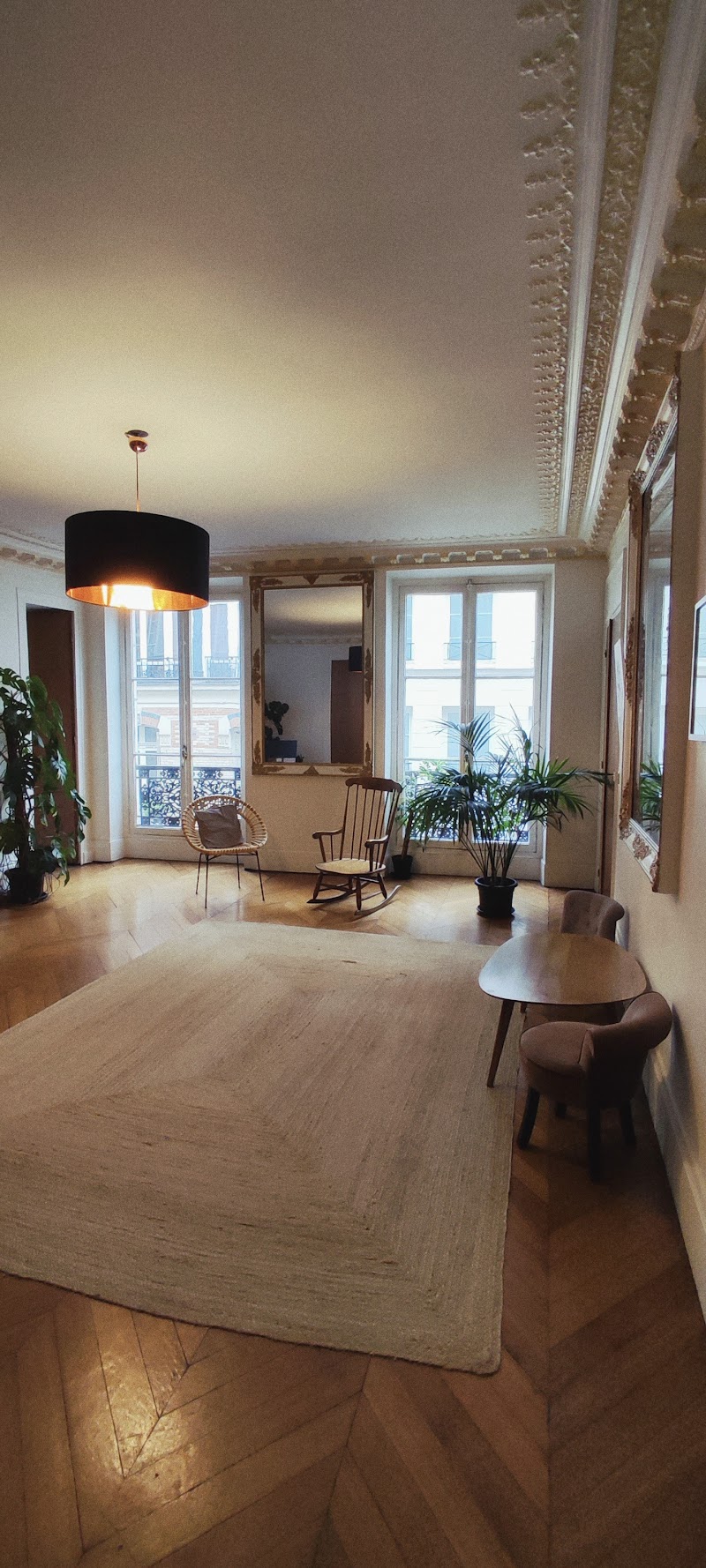 Léa Pizon, Massage Suédois - Deep Tissue — masseur à Saint-Denis