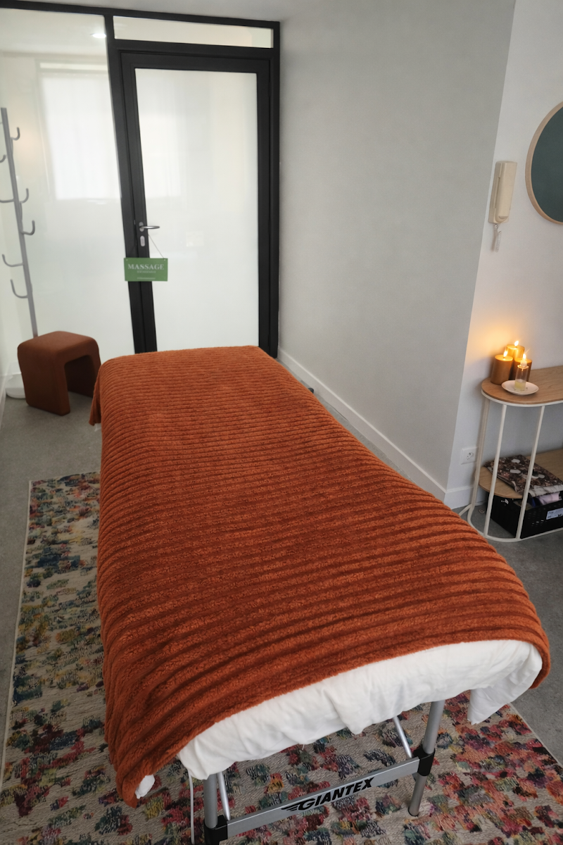 Lise – Massage bien-être & récupération — masseur à Colombes