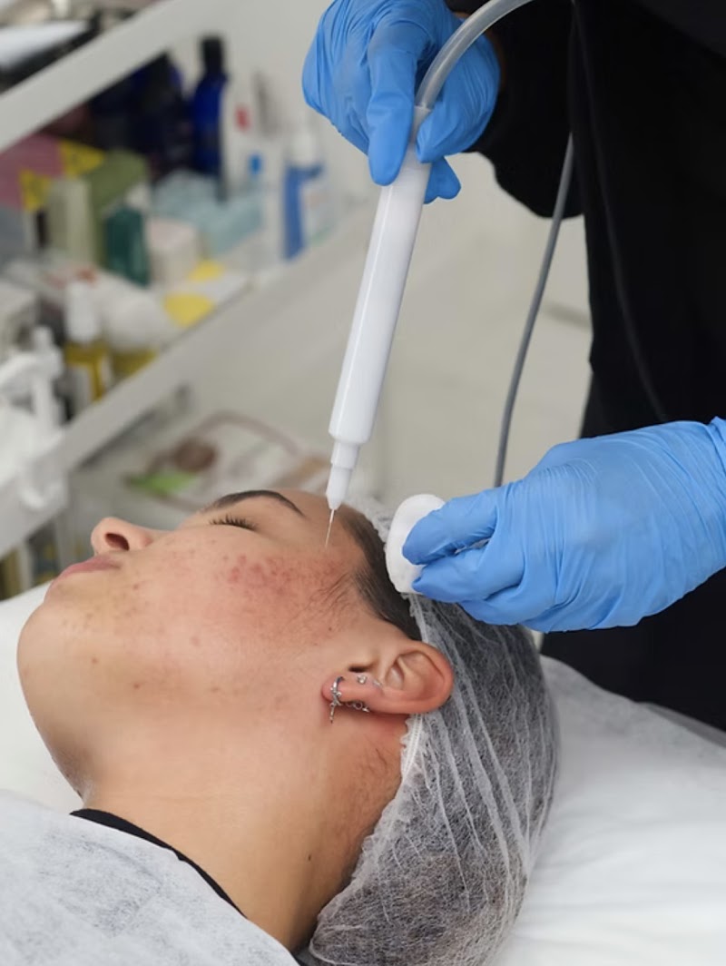 LM BEAUTY institut — masseur à Noisy-le-Grand