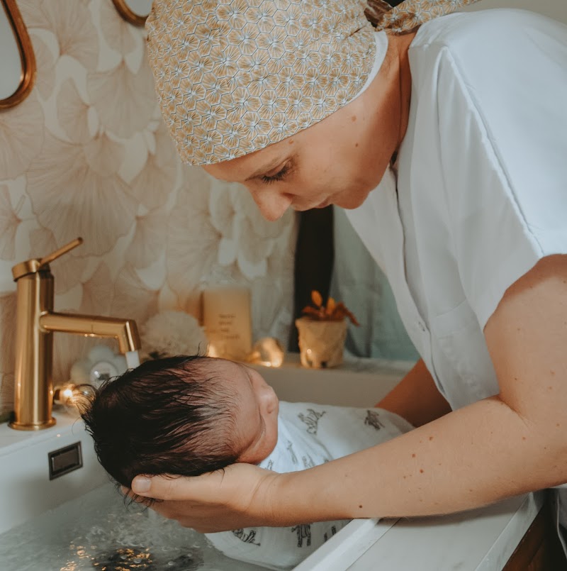 Ma Douce Maternité–Géraldine, Massage prénatal et postnatal, Thérapeutique bain bébé à Saint-Leu-la-Forêt (Val-d’Oise) — masseur à Cergy