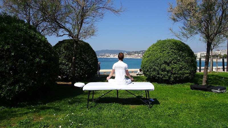 Massage Cannes | Lydia Soleant | Masseuse à Domicile — masseur à Cannes