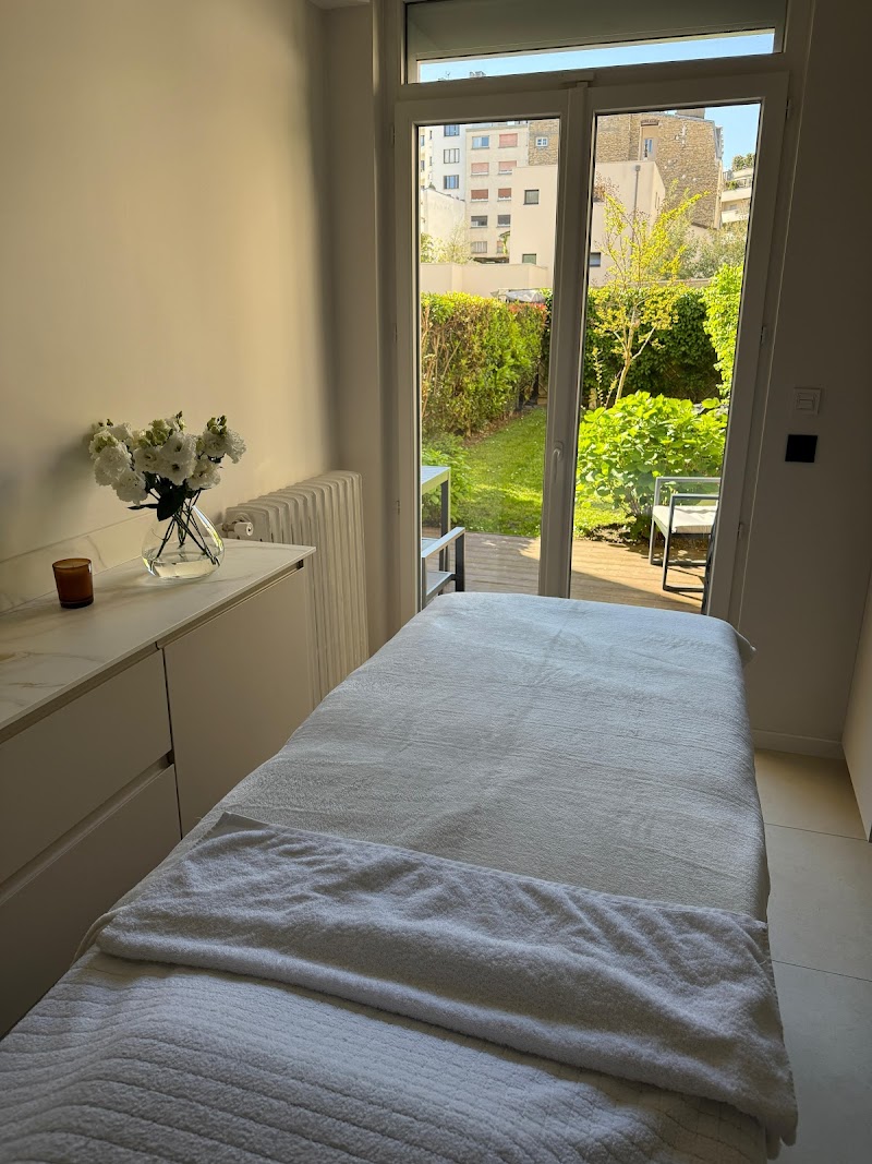 Massage prénatal à domicile - Cœur à cœur — masseur à Boulogne-Billancourt