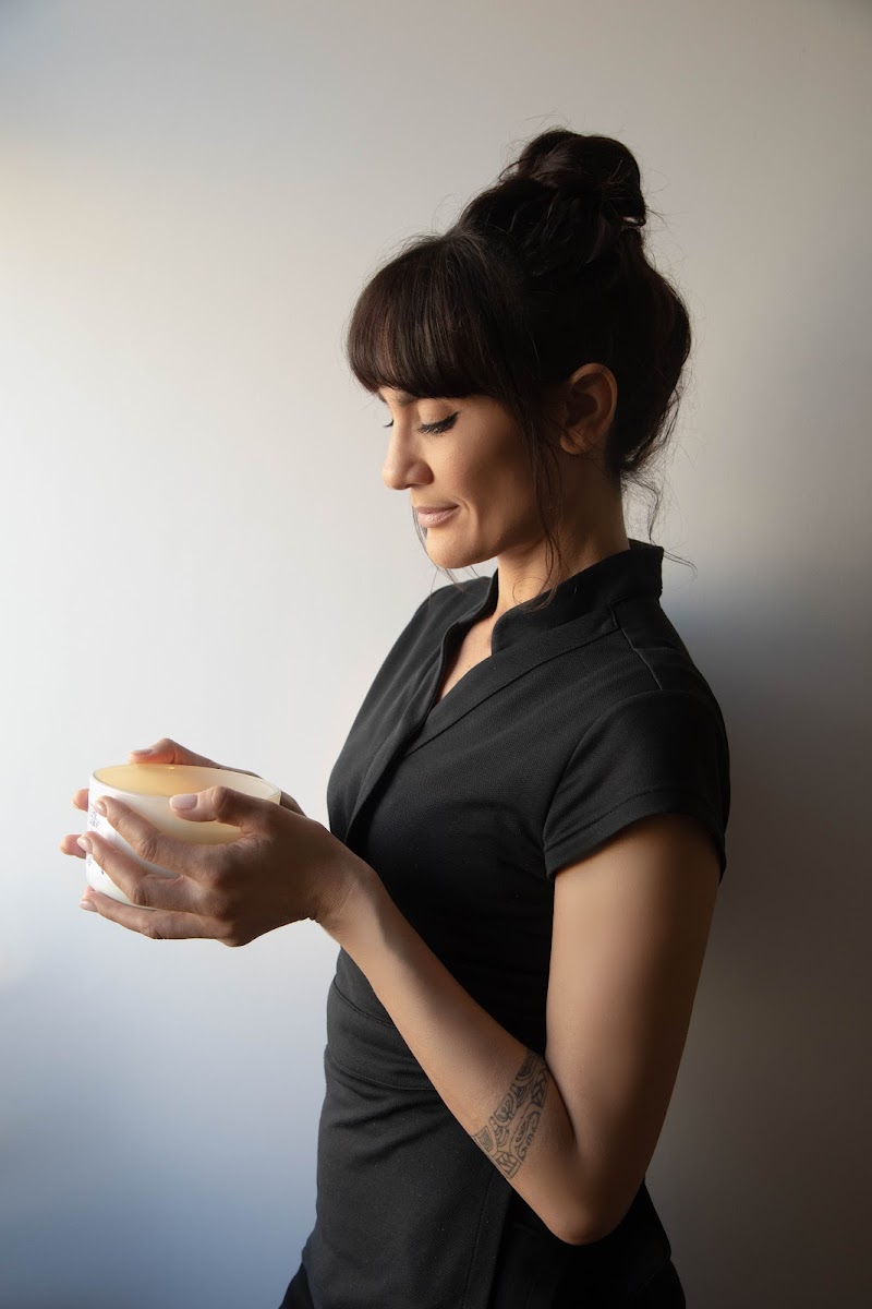 Massage relaxant à ANGERS - Accompagnement émotionnel & Gestion du stress / Miassa HAMICHE — masseur à Angers