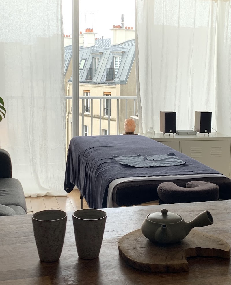 Massage Vannes - Drainage Lymphatique Renata França - Angélique Talhouarne - YOIN — masseur à Vannes