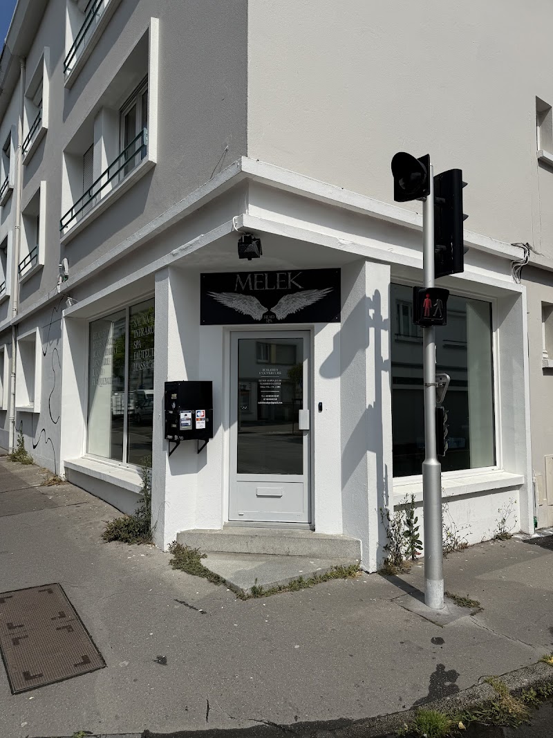 Melek Head Spa — masseur à Saint-Nazaire