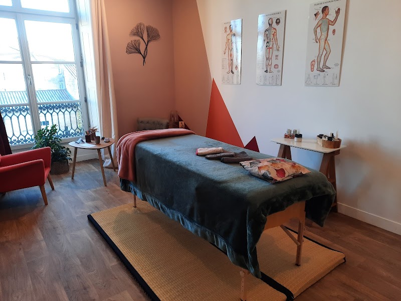 Moon Shiatsu Niort - Cécile Aubrun — masseur à Niort