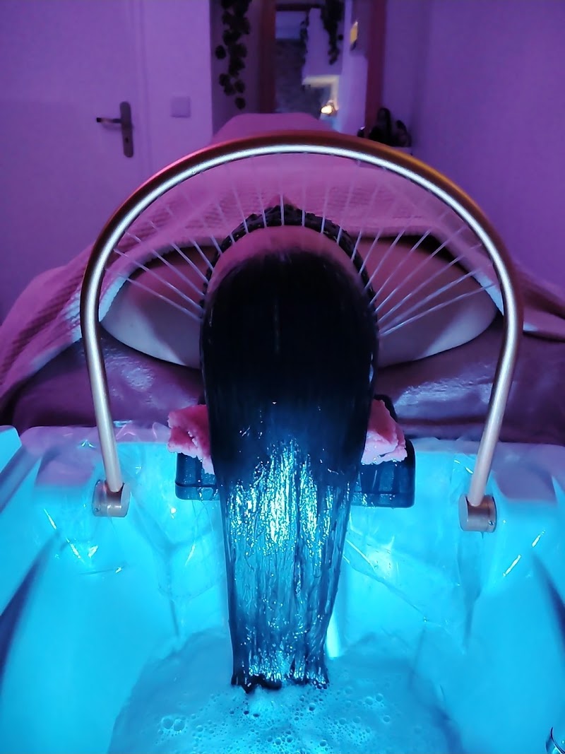 Nessence head spa — masseur à Aubagne