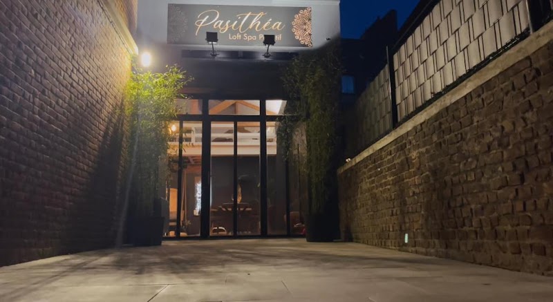 Pasithéa Loft Spa Privatif — masseur à Calais