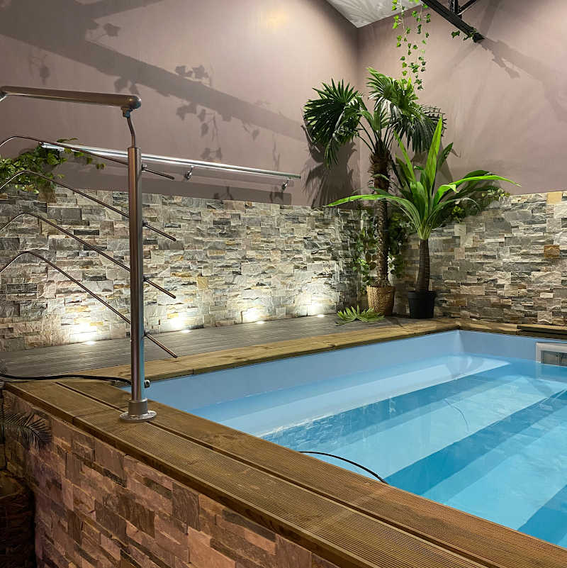 PRIVA SPA — masseur à Nanterre