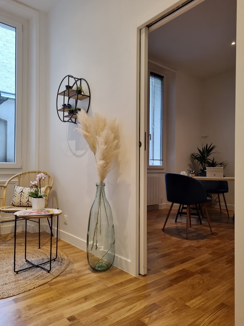 Réflexologie Paris 17 - Isabelle Brisard — masseur à Courbevoie