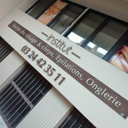 Secret de beauté — masseur à Charleville-Mézières