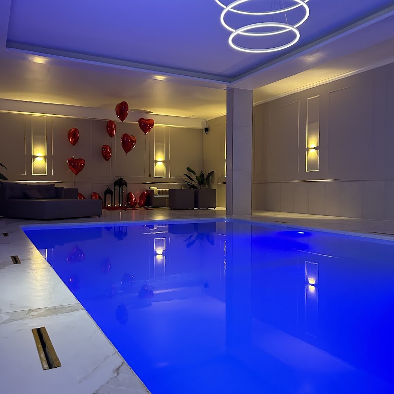 Secret Place Spa - SPA PRIVATIF - 95 - Ouvert en soirée - EVJF - Piscine - Hammam - Sauna - Espace détente -🏅 île de france — masseur à Sarcelles