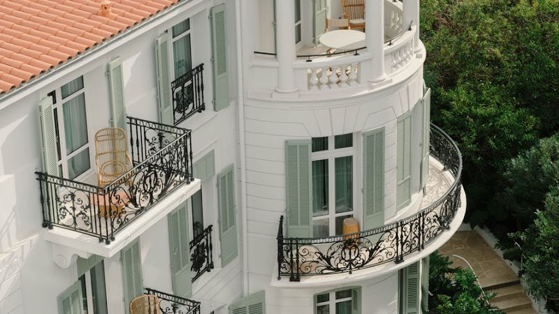 SPA Villa Belle Plage, Cannes — masseur à Cannes