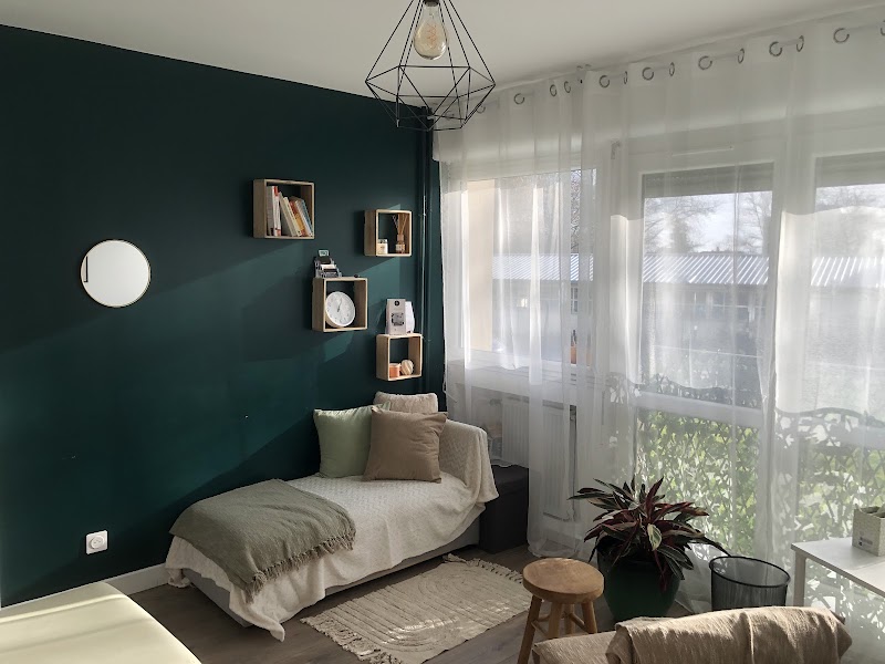 Sung Réflexologie - Réflexologie plantaire des nerfs, oncologie - auriculothérapie - acupuncture - MTC - Montreuil & Brunoy — masseur à Montreuil