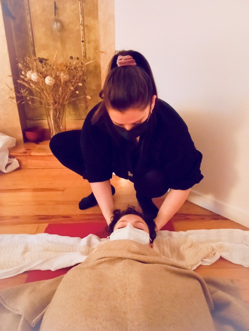 Thea Mama — masseur à Bourges