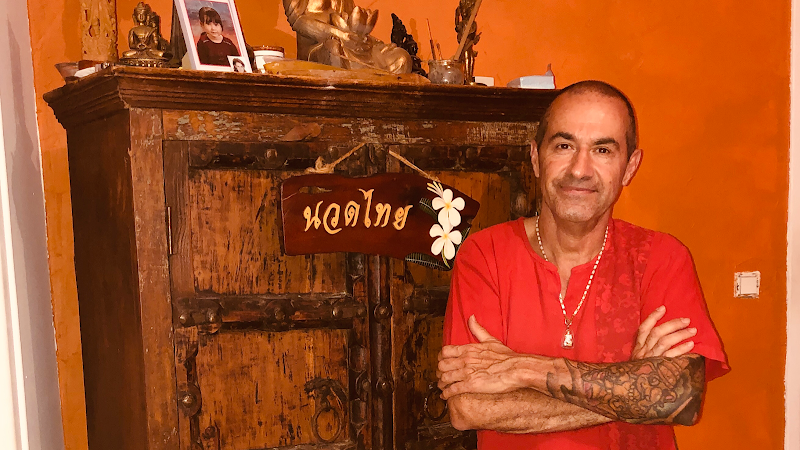 Thierry Le corre - Massage | Thaï | Shiatsu | Ayurvédique — masseur à Lorient
