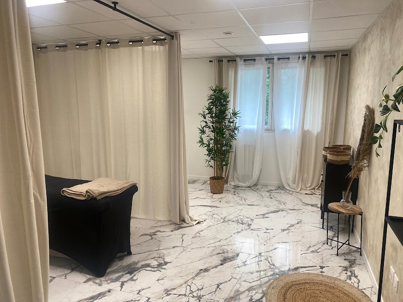Yemaya Beauty Paris — masseur à Argenteuil