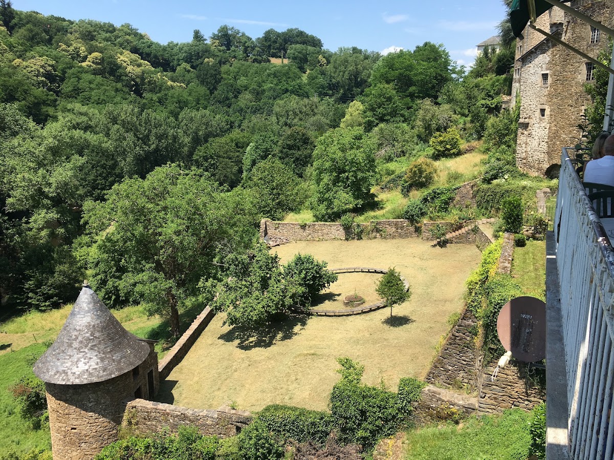 HC Services Guêpes-Frelons-Nuisibles. ... Parcs et jardins. …
