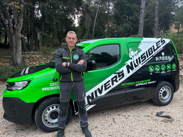 Univers Nuisibles Savoie - Dératisation, Punaise de lit, Traitement des bois.