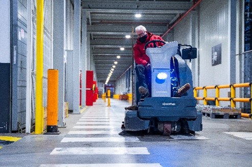 Proxitanie Services | Nettoyage professionnel à Balma - Toulouse Nord Est (bureaux, vitrerie, espaces verts) 🧽